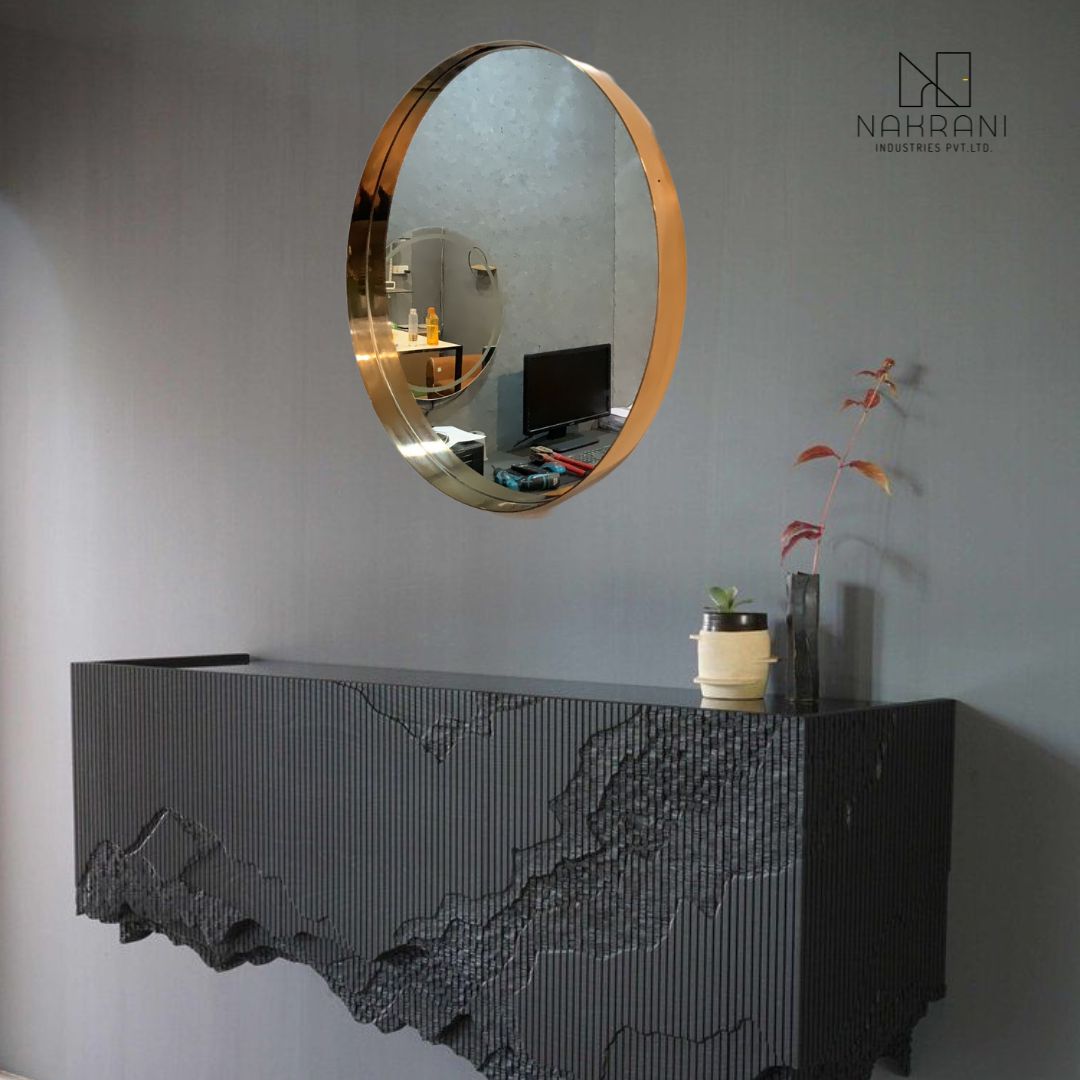 Effinito Mirror