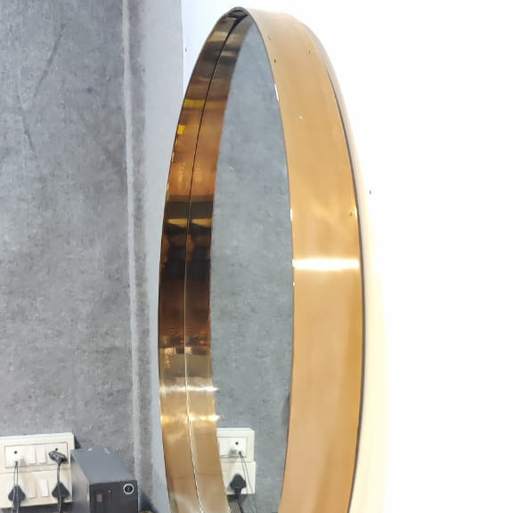 Effinito Mirror