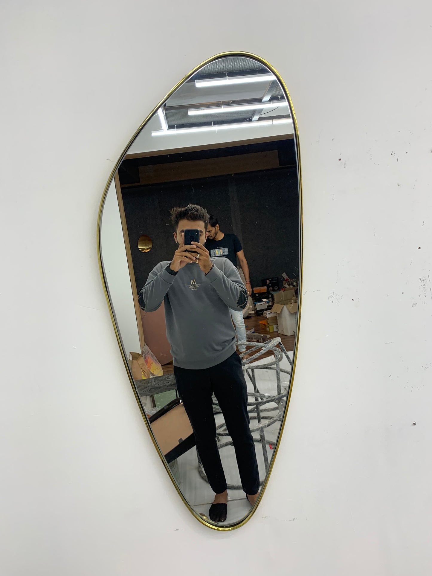 Arristo Mirror