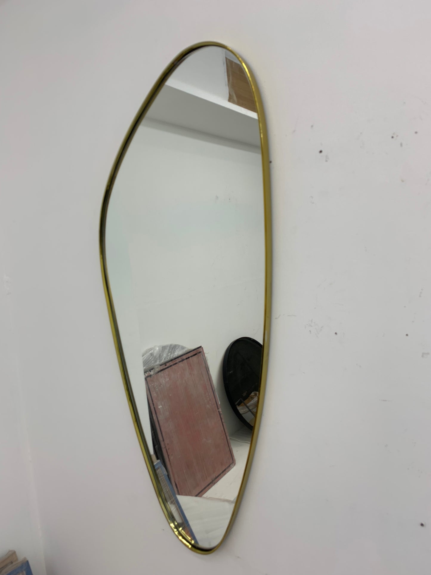 Arristo Mirror