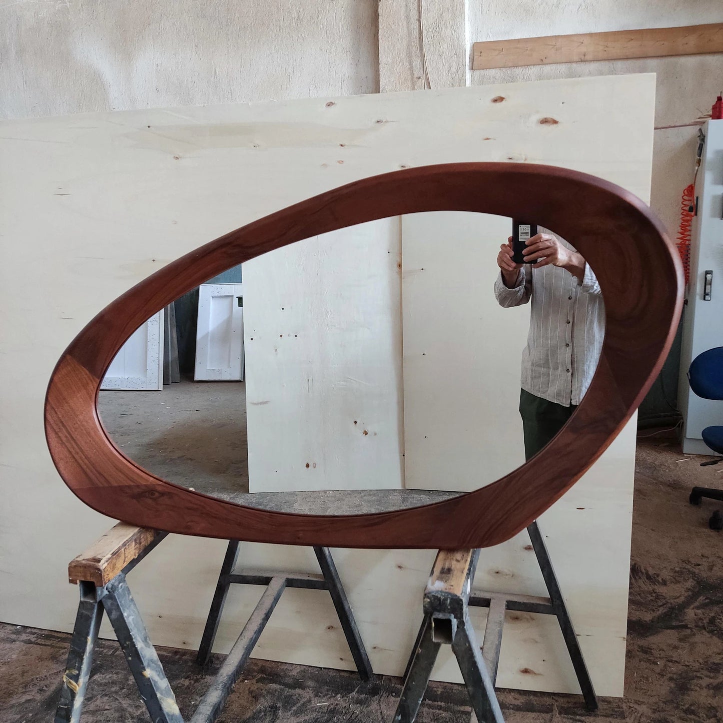 Aura Mirror