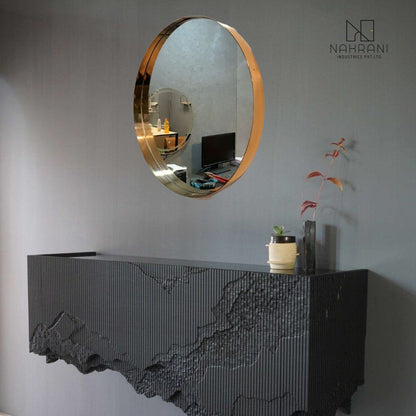 Effinito Mirror