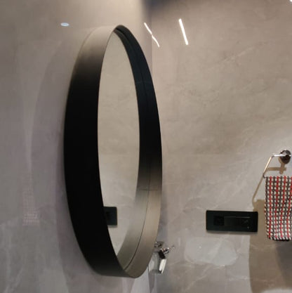 Effinito Mirror