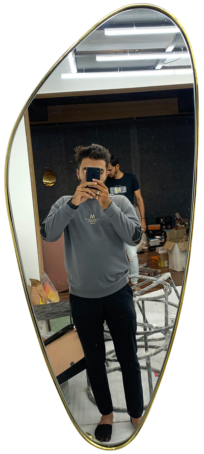 Arristo Mirror