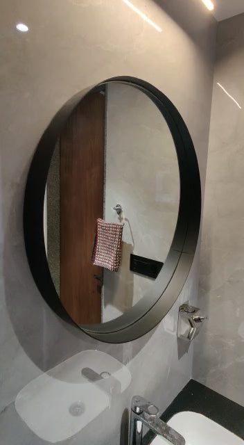 Effinito Mirror